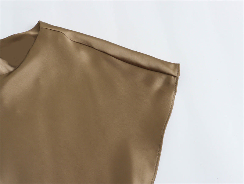 Rochie Midi din Satin pentru Petreceri — Elegantă cu Decolteu