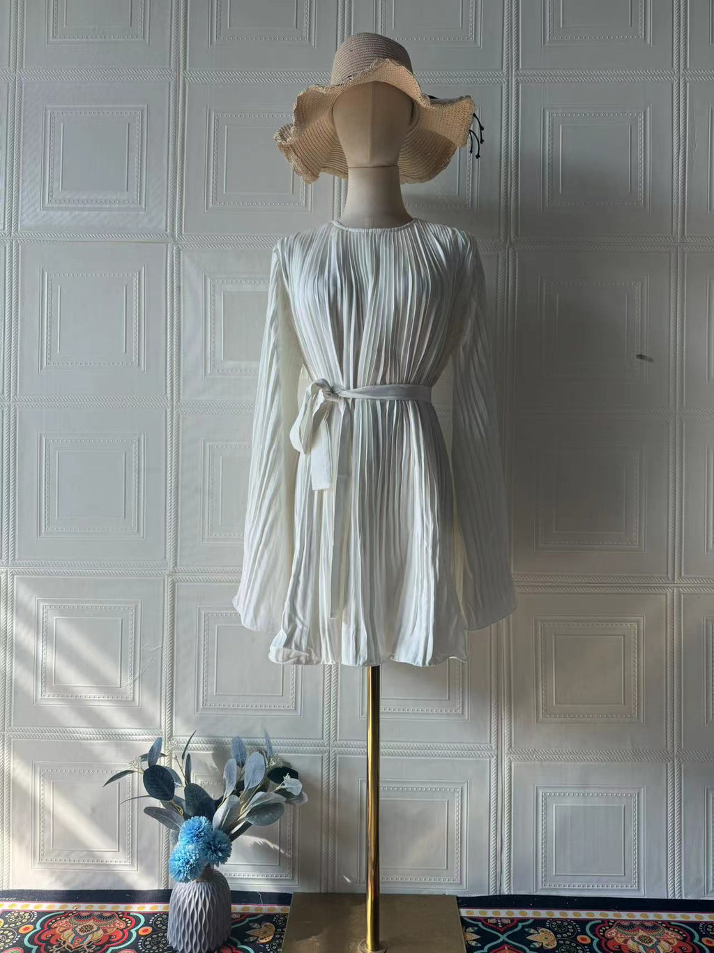 Rochie Elegantă Casual cu Mânecă Lungă, Culoare Uni, Siluetă Slim – Primăvară