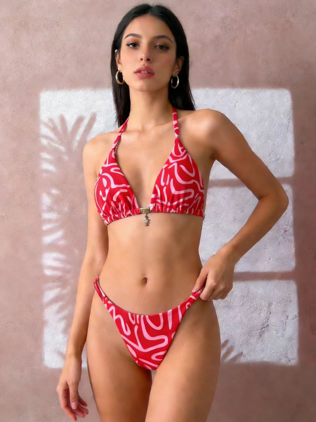 Costum de Baie Split cu Bretele si Snur la Gat - Model in Dungi