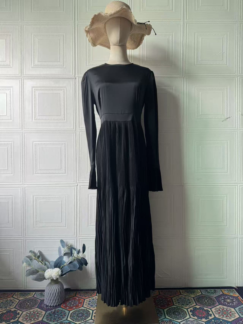 Rochie Maxi Elegantă cu Mânecă Lungă, Croiaă Mulată – Farmec Delicat, Modă de Iarnă