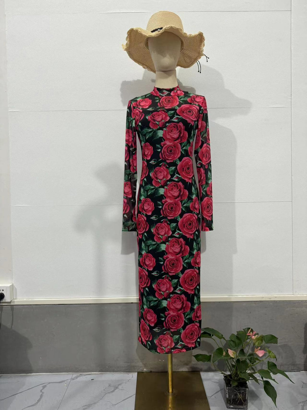Rochie Lungă Florală Imprimată — Colecție Toamnă