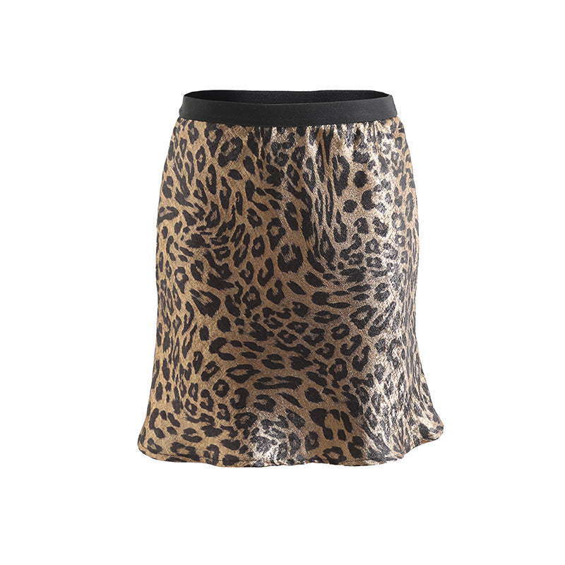 Fustă Mini cu Print Leopard pentru Femei — Sexy și Îndrăzneață