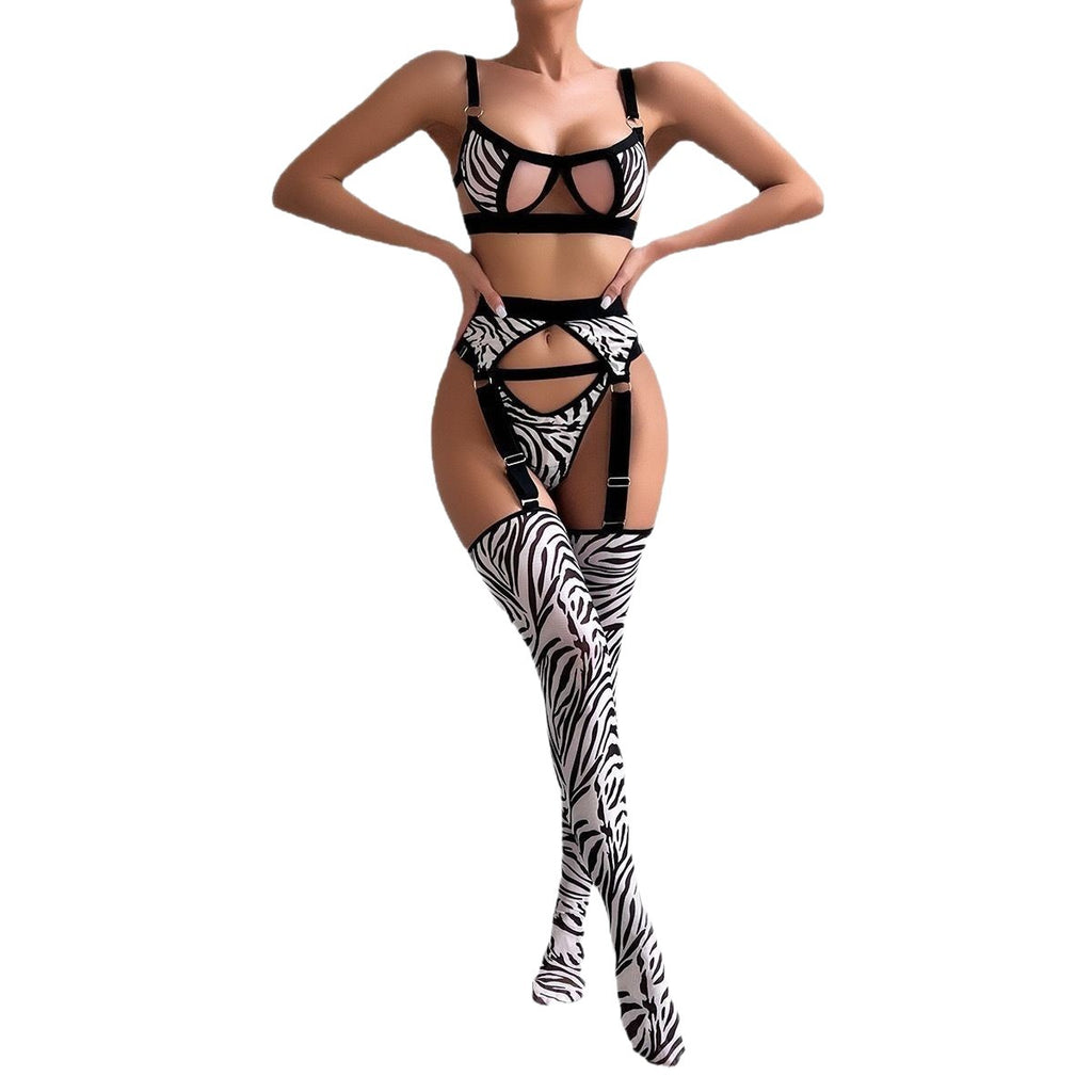 Set Lenjerie Sexy 4 Piese din Plasă — Sutien, Chiloți, Ciorapi, Model Leopard/Zebra