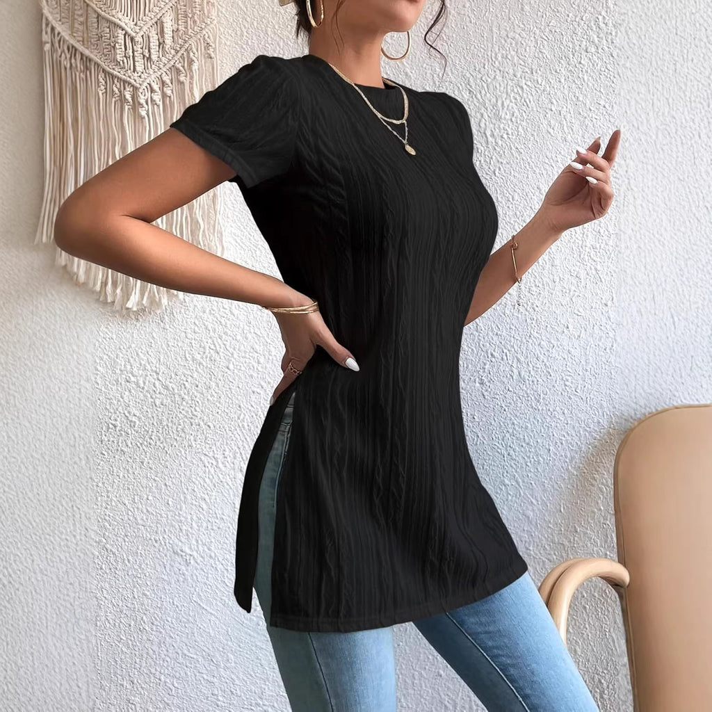 Tricou Damă cu Textură Nervurată — Guler Rotund, Mânecă Scurtă, Crăpătură Laterală