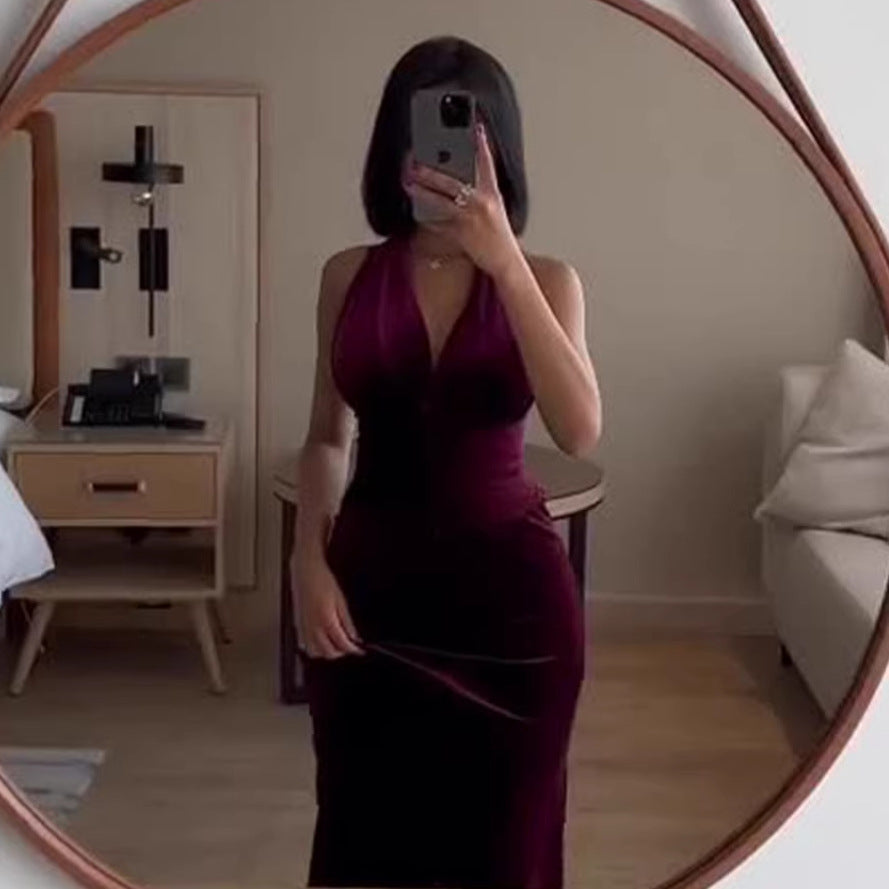 Rochie Sexy Fără Spate cu Croială Mulată — Fără Mâneci