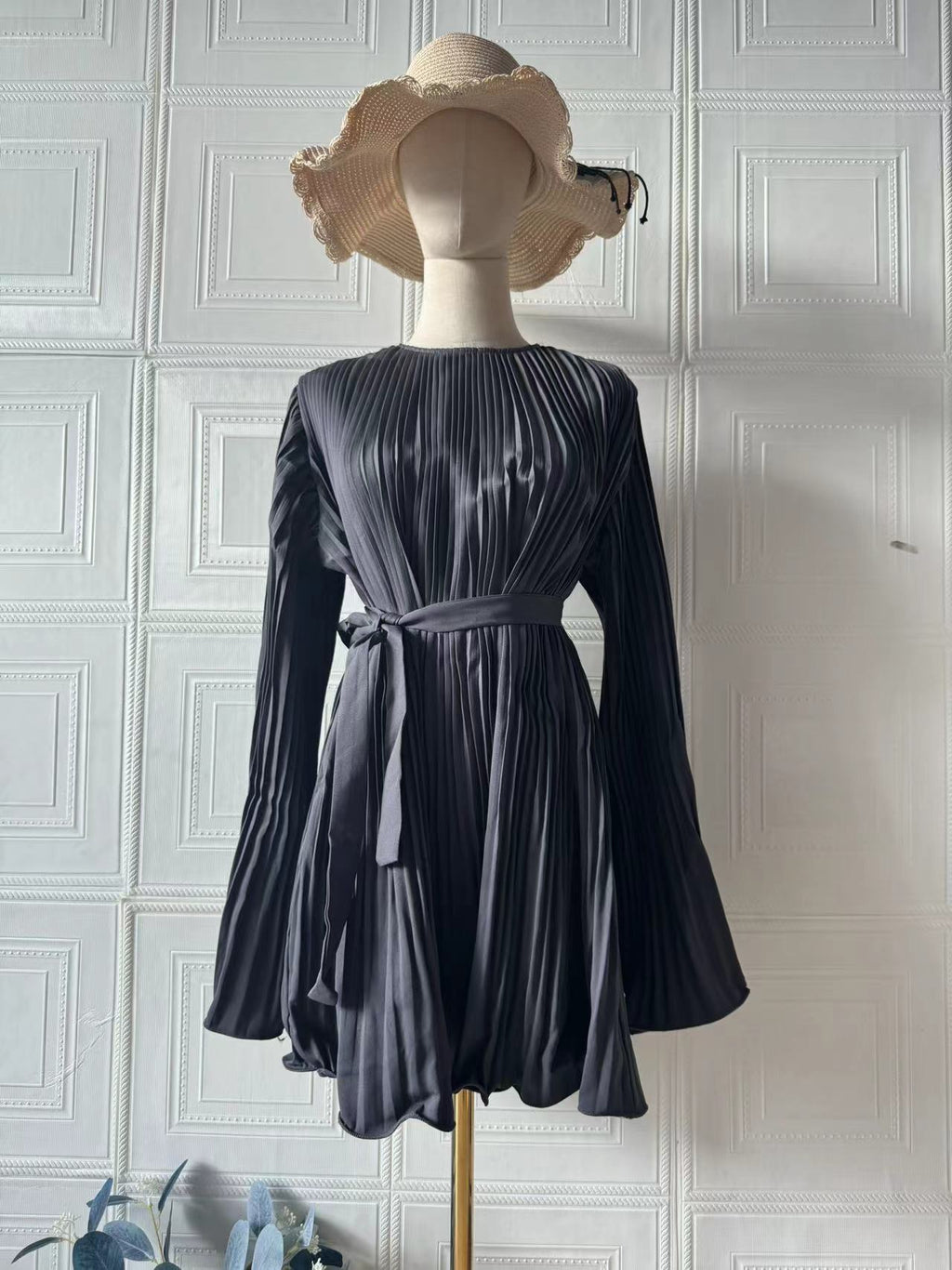 Rochie Elegantă Casual cu Mânecă Lungă, Culoare Uni, Siluetă Slim – Primăvară