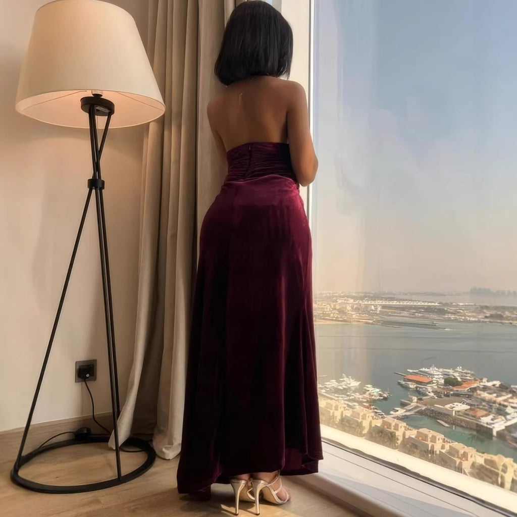 Rochie Sexy Fără Spate cu Croială Mulată — Fără Mâneci