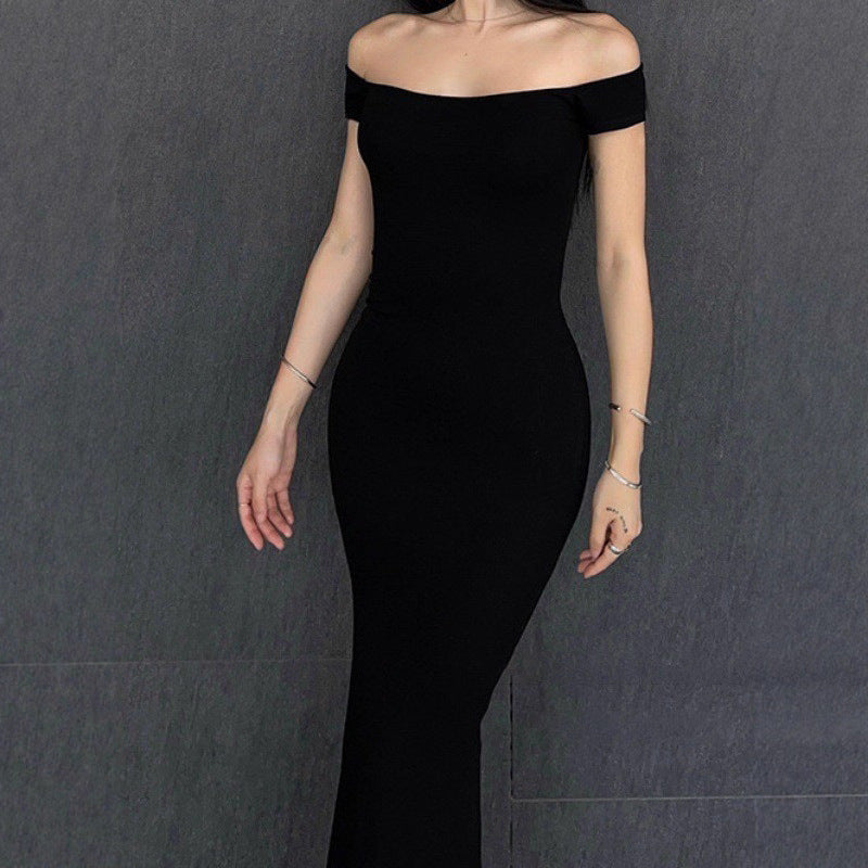 Rochie Lungă Bodycon cu Talie Evidențiată