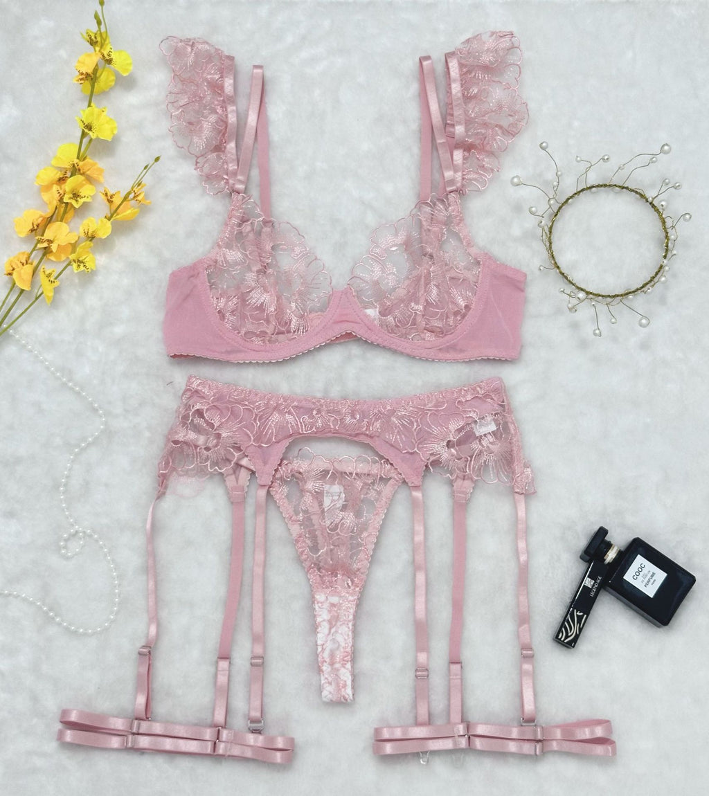 Set Lenjerie Sexy cu Broderie şi Sutien Mesh Transparent
