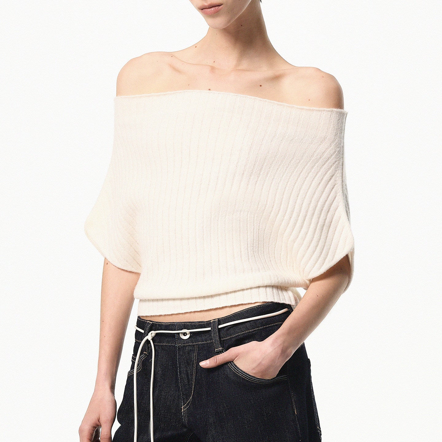Top Tricotat Ribbed cu Decolteu pentru Femei — Slim Fit Elegant