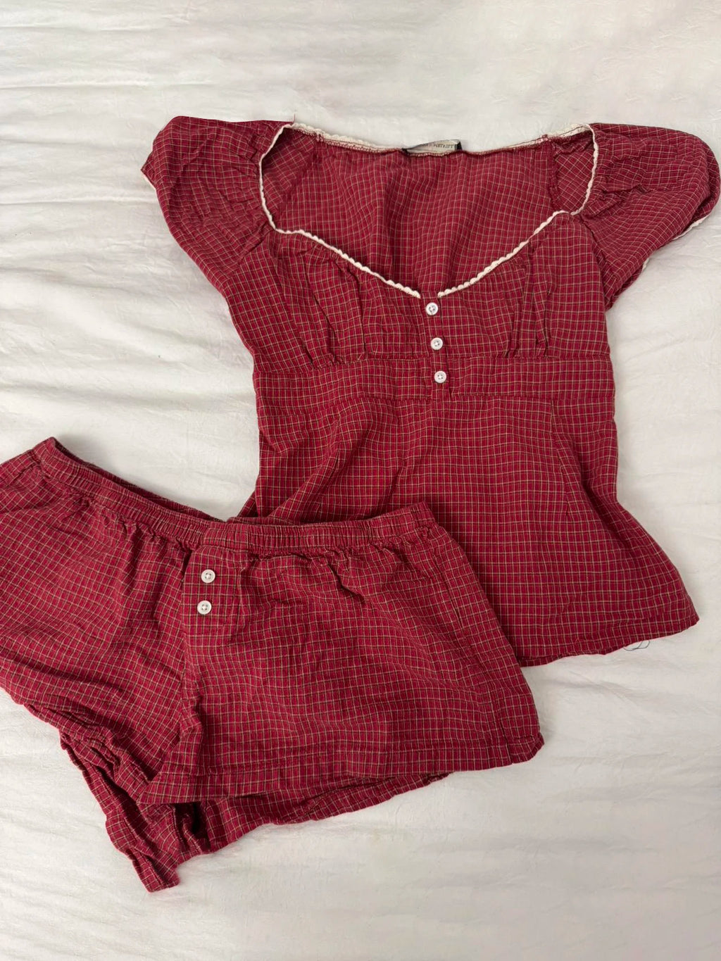 Set Damă 2 Piese - Bluză Carouri Roșii + Pantaloni Scurți