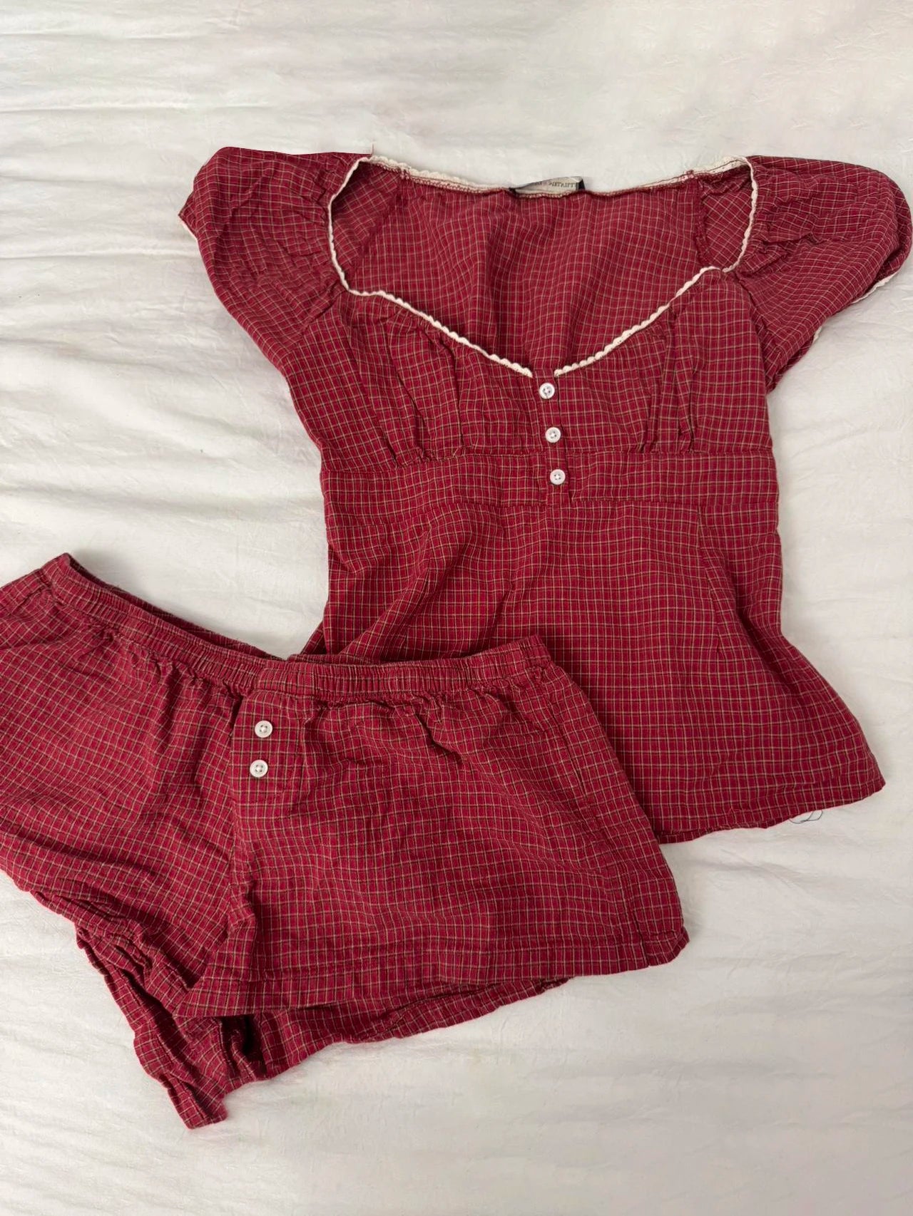 Set Damă 2 Piese - Bluză Carouri Roșii + Pantaloni Scurți