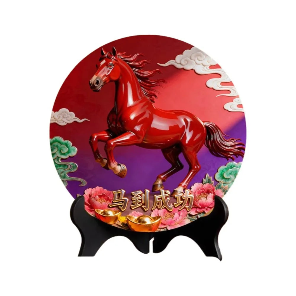 Tablou Decorativ Rotund din Lemn — Calul Norocos, Decor Feng Shui pentru Casă și Birou
