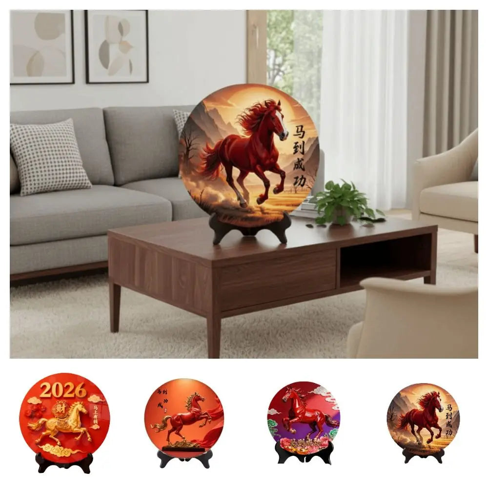 Tablou Decorativ Rotund din Lemn — Calul Norocos, Decor Feng Shui pentru Casă și Birou