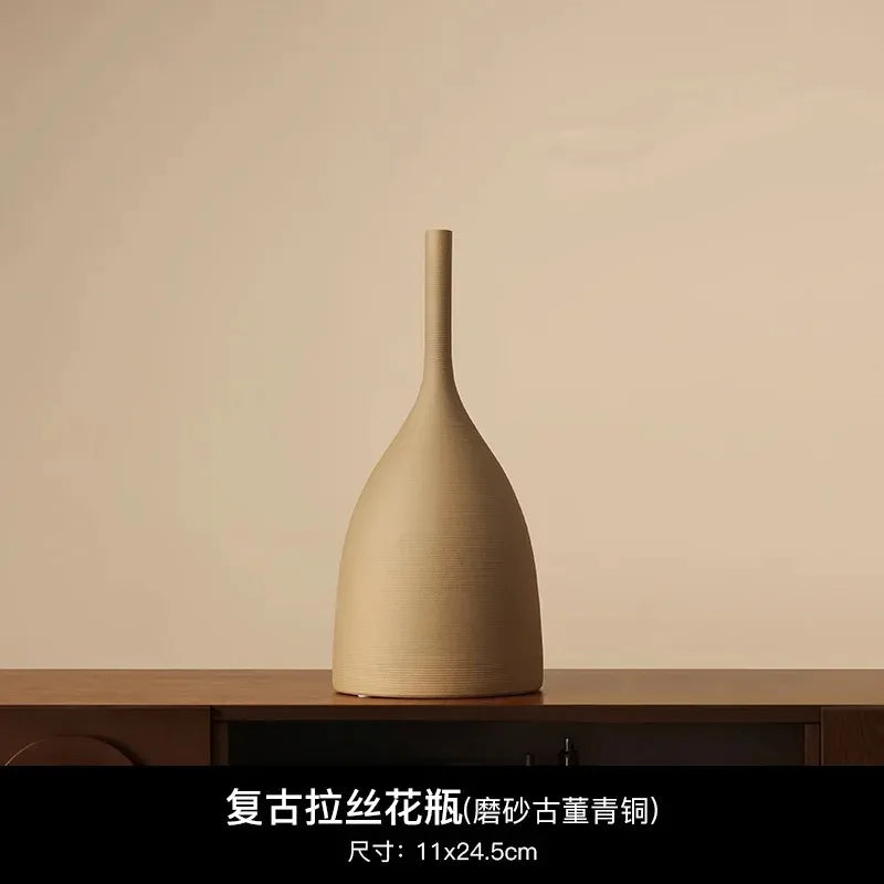 Vază Ceramică Handmade — Stil Retro Wabi-Sabi din Porțelan Alb pentru Living & Decor