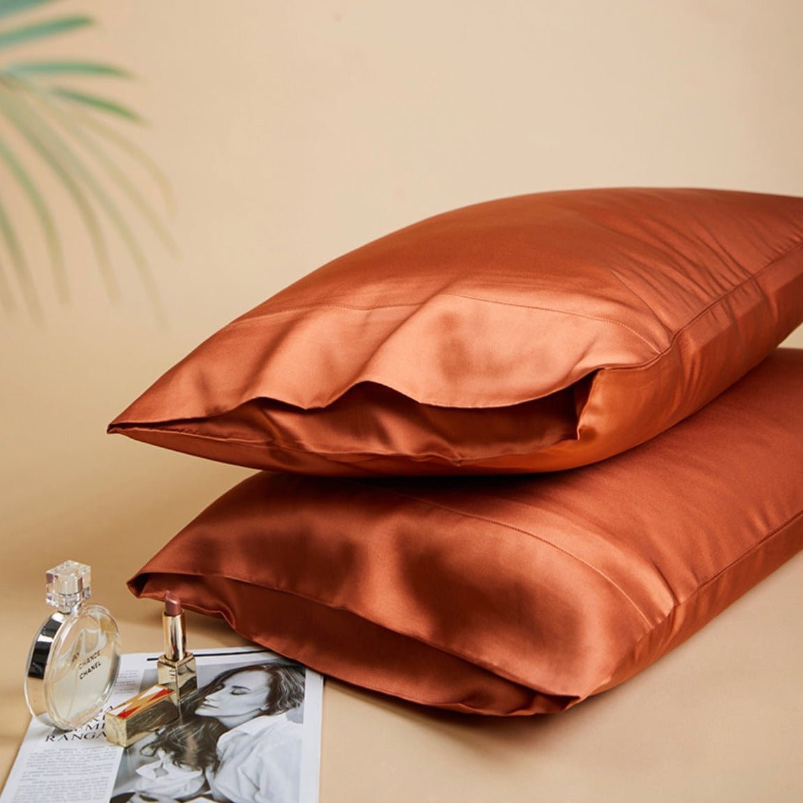 Cutie Cadou Silky: Pernă din Mătase Organică 100% Mulberry, Grad 6A
